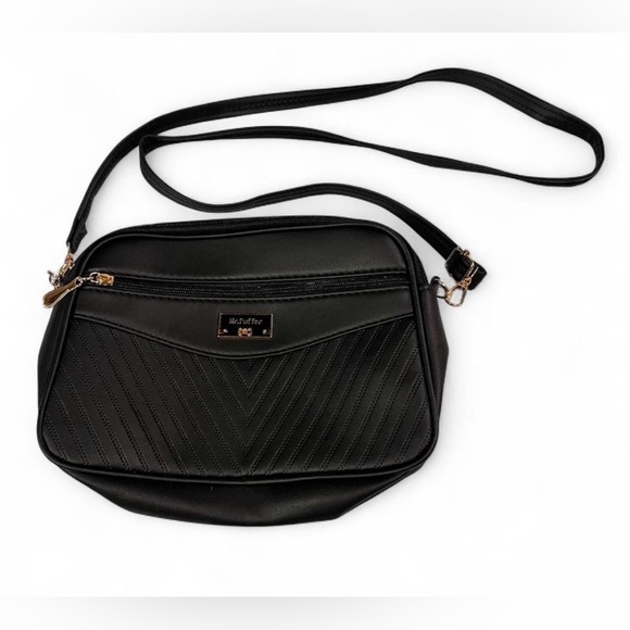 unbranded Handbags - Black Crossbody Bag with Quilted Detail